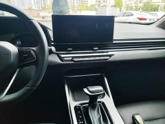 Geely Emgrand 4th Generation 1.5L CVT Luxury - ფოტო 12