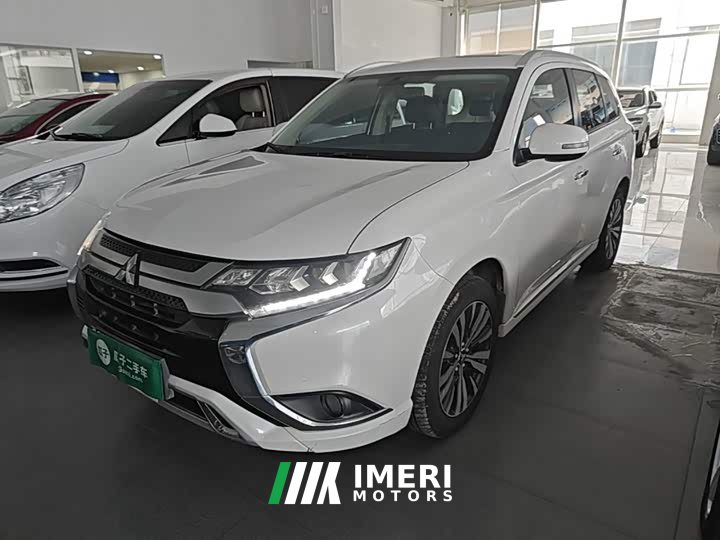 Mitsubishi Outlander 2.4L AWD Enjoy Edition 5-Seater - ავტომობილი ჩინეთიდან