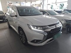 Mitsubishi Outlander 2.4L AWD Enjoy Edition 5-Seater - ფოტო 3