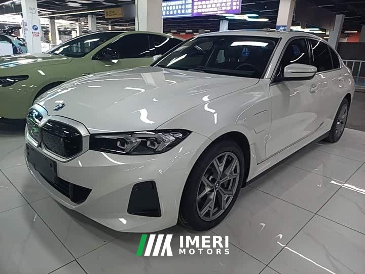 BMW i3 eDrive 35 L