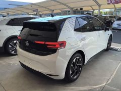 Volkswagen ID.3 Outstanding Edition - фото 6