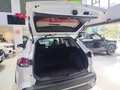 Toyota Frontlander 2.0L CVT Luxury - ფოტო 18