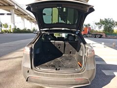 Tesla Model Y Rear-Wheel Drive - photo 18