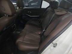 BMW 3 Series 325Li M Sport Package - ფოტო 16