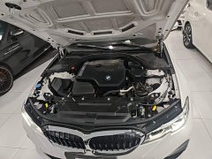 BMW 3 Series 325Li M Sport Package - ფოტო 19