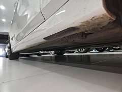 BMW 3 Series 325Li M Sport Package - ფოტო 20