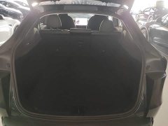 Tesla Model Y Long Range All-Wheel Drive - ფოტო 18