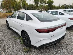BYD Qin L DM-i 128KM Leading Edition - ფოტო 4