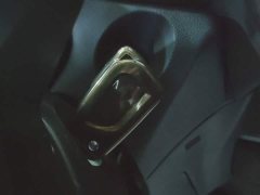 Toyota Frontlander 2.0L CVT Elite - ფოტო 8
