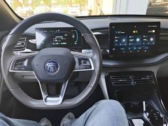BYD Qin PLUS Champion Edition DM-i 55KM Leading - ფოტო 9