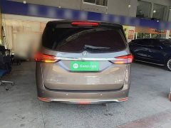 Buick GL8 Land Business Class 652T Luxury - ფოტო 5