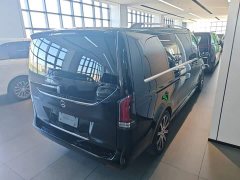 Mercedes-Benz V-Class V 300 L Long Wheelbase Luxury Edition - ფოტო 6