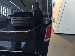 Mercedes-Benz V-Class V 300 L Long Wheelbase Luxury Edition - ფოტო 7