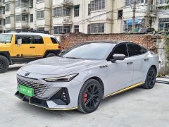 Changan UNI-V iDD 1.5T iDD 113km Smart Cool Edition - ფოტო 1