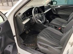Volkswagen Tiguan L Outstanding Edition 300TSI Automatic FWD Dragon Ascendant Version - фото 15