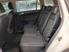 Volkswagen Tiguan L Outstanding Edition 300TSI Automatic FWD Dragon Ascendant Version - фото 16