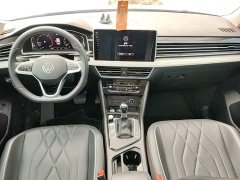 Volkswagen Tiguan L Outstanding Edition 300TSI Automatic FWD Dragon Ascendant Version - фото 9