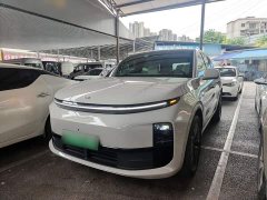 Li Auto L6 Pro - ფოტო 1