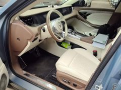 Voyah Lantu FREE Four-Wheel Drive Standard Extended Range Exclusive Luxury Package - photo 14