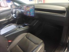 Tesla Model X Tri-Motor All-Wheel Drive Plaid - ფოტო 10