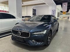 Volvo S60 B4 Dynamic Edition - фото 1