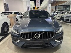 Volvo S60 B4 Dynamic Edition - фото 2