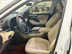 Toyota Highlander 2.5L Smart Hybrid AWD Premium 7-Seater - photo 11