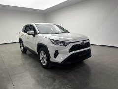 Toyota RAV4 2.0L CVT FWD Urban Edition - photo 3