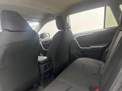Toyota RAV4 2.0L CVT FWD Urban Edition - photo 8