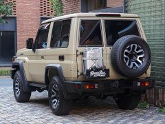 Toyota Land Cruiser (Import) LC71 4.0L Manual - ფოტო 2