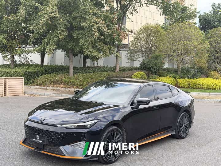 Changan UNI-V 1.5T Premium Sport