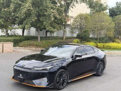 Changan UNI-V 1.5T Premium Sport - ფოტო 1