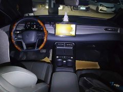 BYD Qin PLUS DM-i Smart Drive 128KM Entry-Level - ფოტო 10