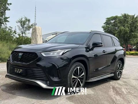 2023 Toyota Crown Venza 2.5L HEV AWD Premium - car from China