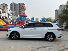 Volkswagen Viloran 330TSI Luxury - ფოტო 3