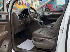 Volkswagen Viloran 330TSI Luxury - ფოტო 9