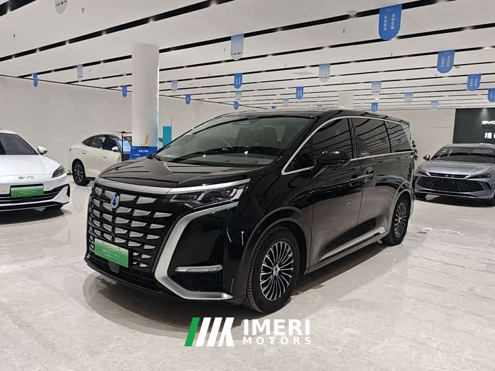 Denza D9 DM-i 970 AWD Flagship - автомобиль из Китая
