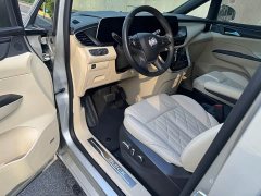 Buick GL8 ES Land Respect 653T Premier - ფოტო 12