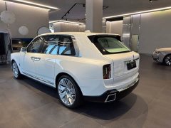 Rolls-Royce Cullinan Four Seater Edition - ფოტო 16