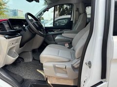Ford Transit Custom 2.0T Petrol Automatic Business Travel Mid-wheelbase Low-roof 7/8/9-seater - photo 4