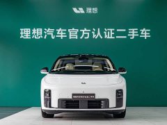 Li Auto i8 Standard Edition - photo 2