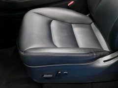 Tesla Model Y Rear-Wheel Drive - photo 16