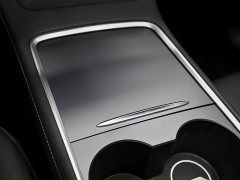 Tesla Model Y Rear-Wheel Drive - photo 18