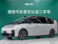 Li Auto Li Xiang MEGA Ultra - photo 1