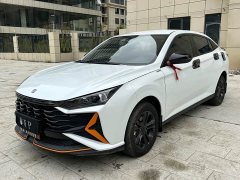 Dongfeng Yixuan 1.5L Automatic Dynamic Speed Edition - ფოტო 1