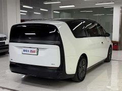 Li Auto Li Xiang MEGA Ultra - ფოტო 6