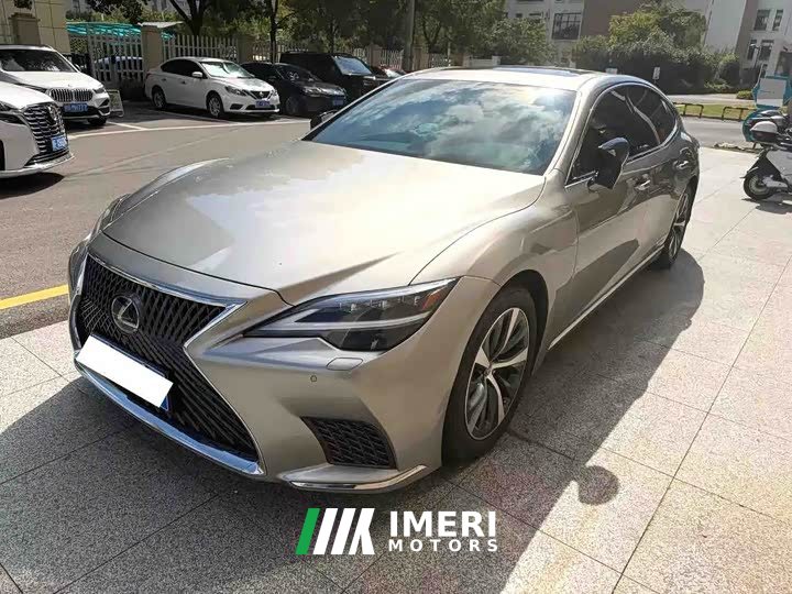 Lexus LS 500h Premium - автомобиль из Китая