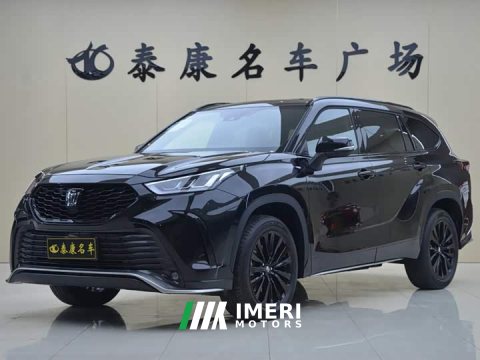2026 Toyota Crown Land Cruiser 2.0T 4WD Deluxe Edition - автомобиль из Китая