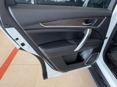 Honda CR-V 240TURBO FWD Comfort Edition - photo 17
