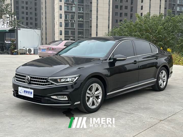 Volkswagen Magotan 2 Million Units Anniversary Edition 280TSI DSG Comfort